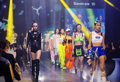 工厂变身秀场,圣奥家具2021年新品“破圈”出道